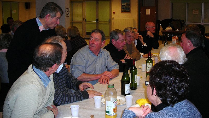 2011-01-21 51 En attendant le champagne.JPG